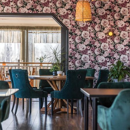Hotell Kung Goesta By First ムーラ エクステリア 写真